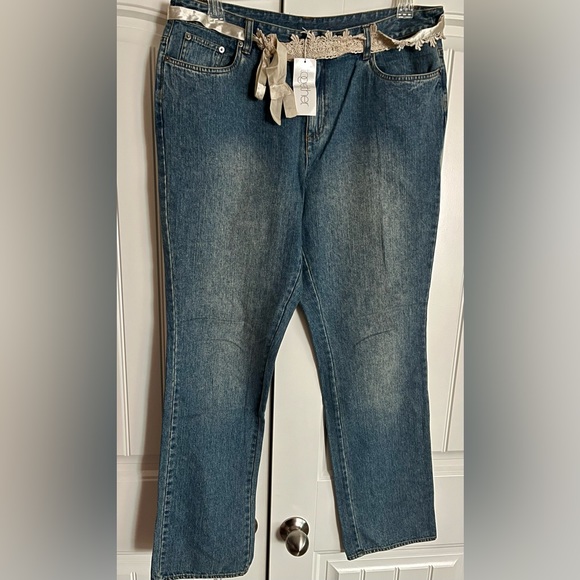 NEW Together by Spiegel Medium Wash Classic Fit Embroidered Jeans Size 16 RARE - Picture 2 of 15